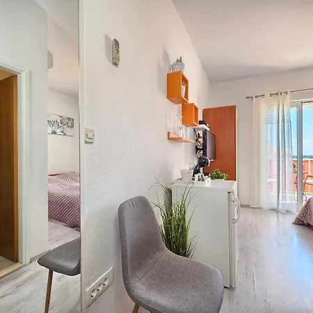 Irena Pensionat 3*